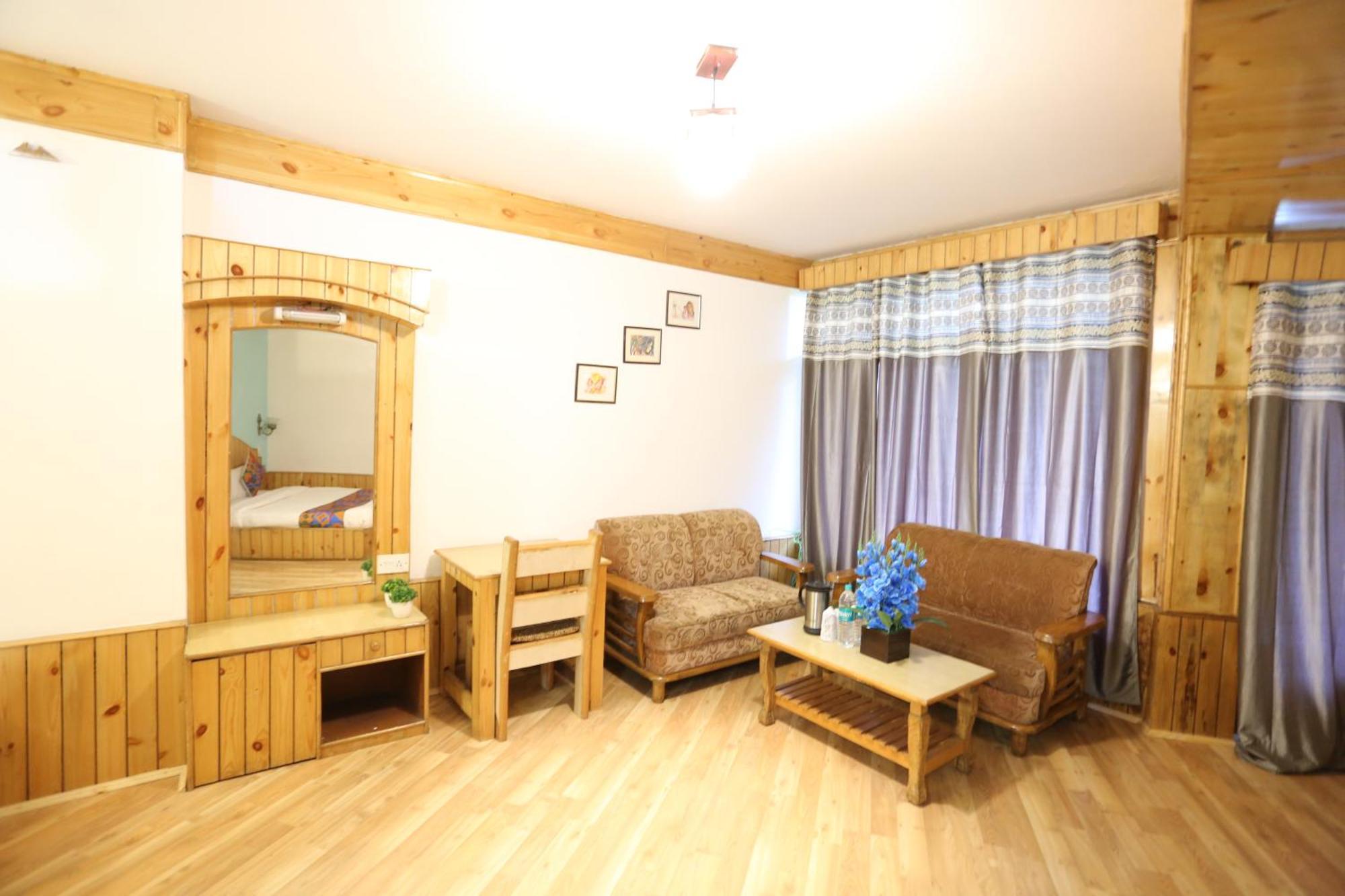 Hotel Surbhi Vashist Exteriér fotografie