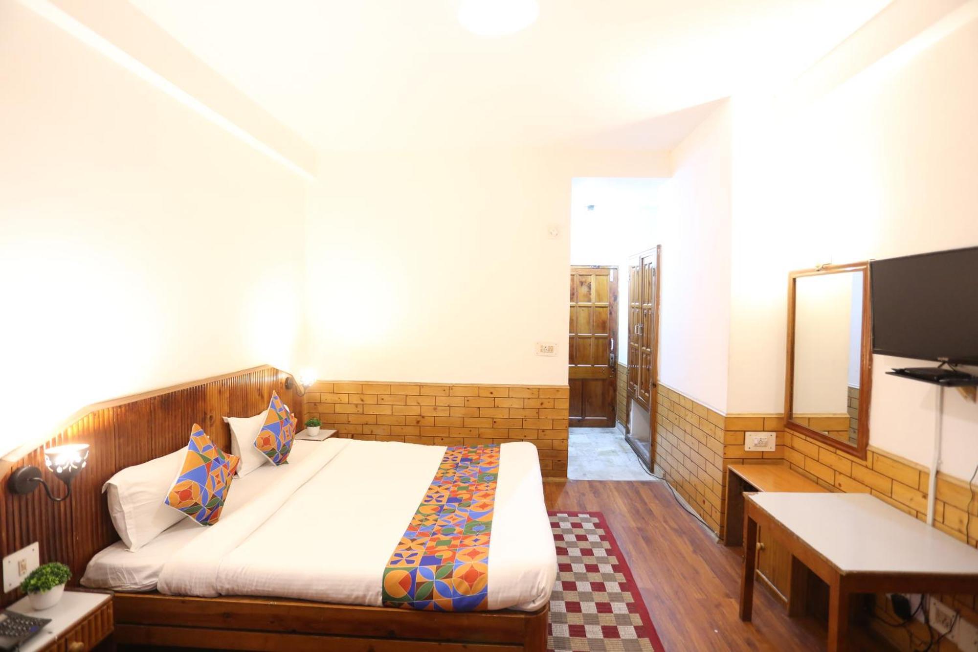 Hotel Surbhi Vashist Exteriér fotografie