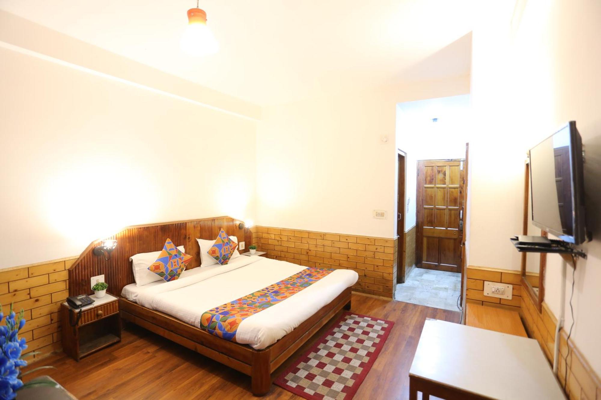 Hotel Surbhi Vashist Exteriér fotografie